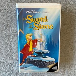 Walt Disney’s The Sword in the Stone VHS Black Diamond Classic.